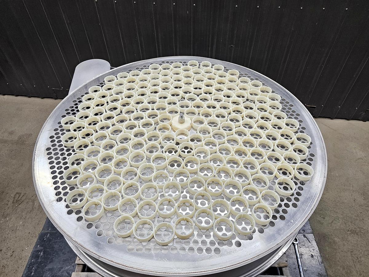 Used **Levy Recovery Group Michigan - lot 283 - sweco screen