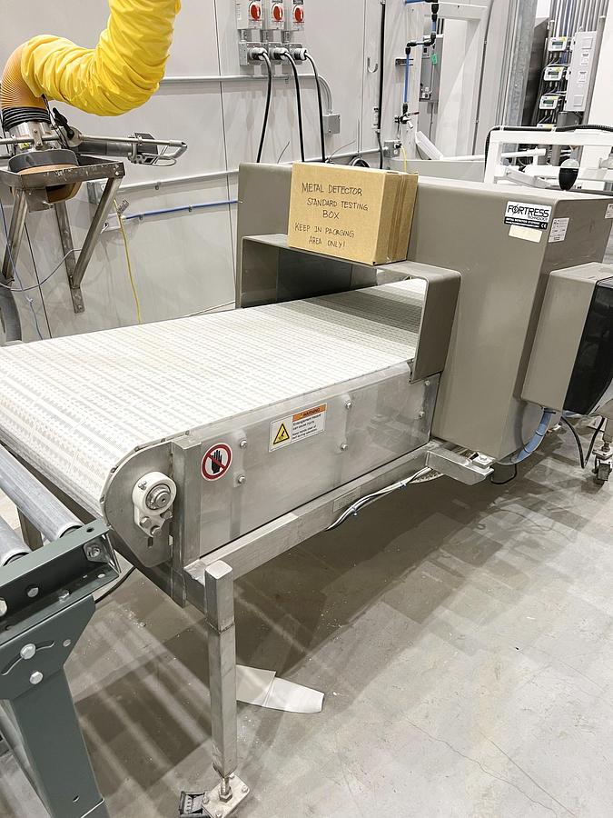 Used Used Fortress Stealth Metal Detector, with Belt Conveyors