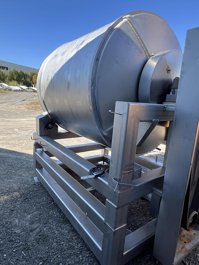 Used TCL Auction - Maple Leaf Foods - Ontario - Lot 8 - Tumbler