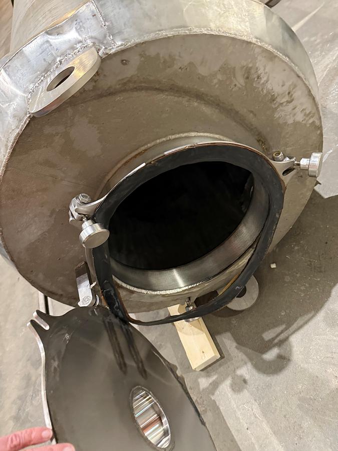 Used Used 800 Gallon Tank, Stainless Steel