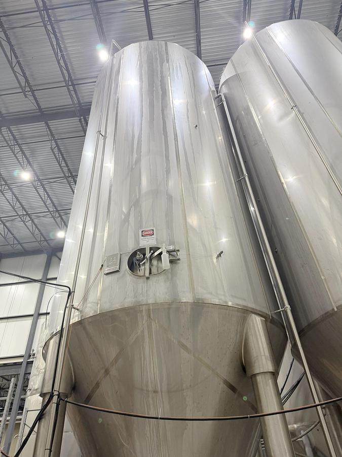 Used Used 18,492 Gallon Jacketed Tank (Reactor), 304 Stainless Steel