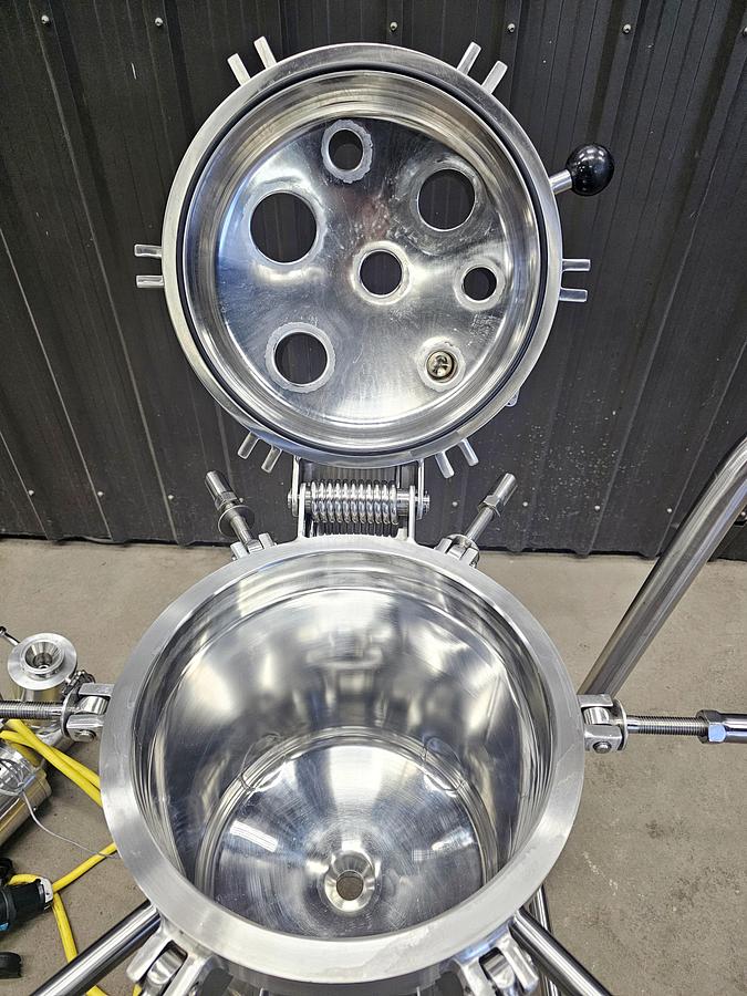 Used Heritage Global Auctions (Hagerstown MD) Lot 611 - Tank