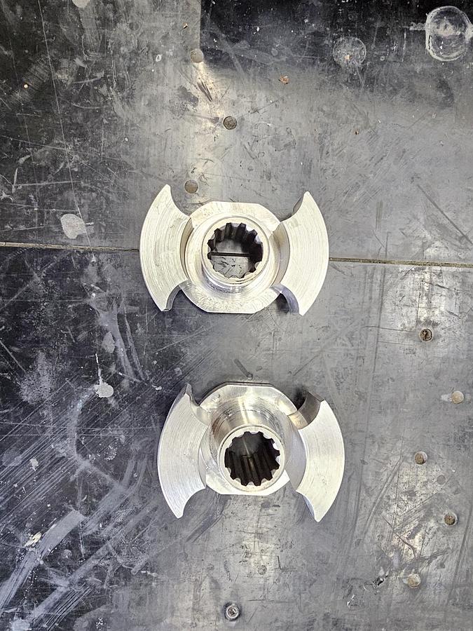 Used Used Waukesha Rotary Lobe Pump, Model 32, 1.5 HP