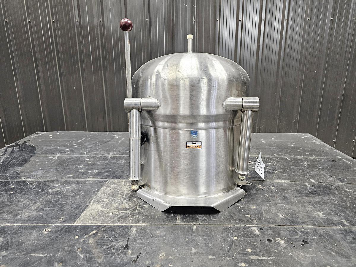 Used Used Crown Food Service Equipt. LTD Kettle, 12 Gallon, Stainless Steel