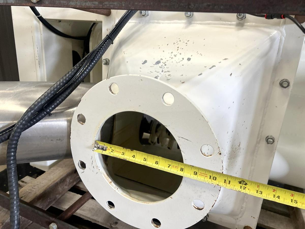 Used Used Screw Conveyor / Lump Breaker, 21'' Diameter X 36'' Long, Twin Screws