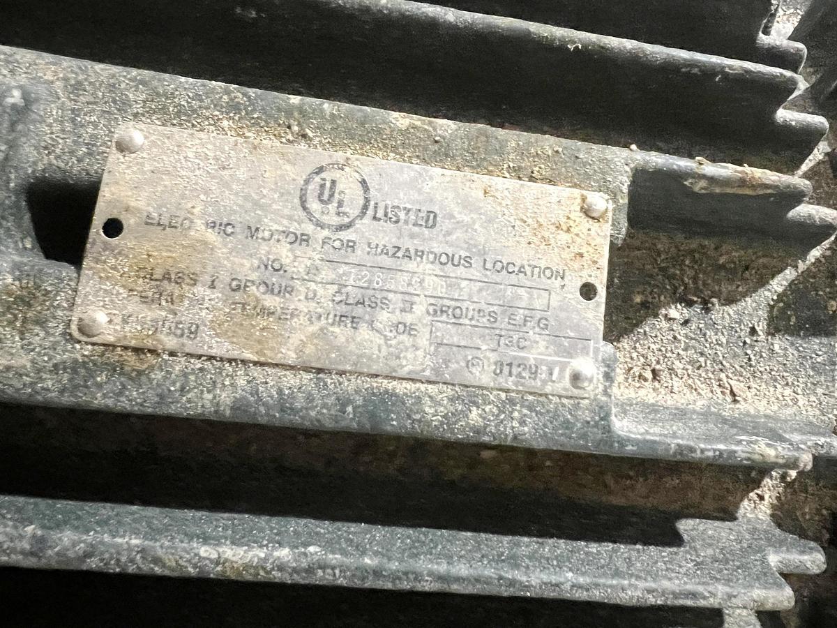 Used Used CPM Roskamp Champion 40 HP Hammermill, With Rotary Feeder