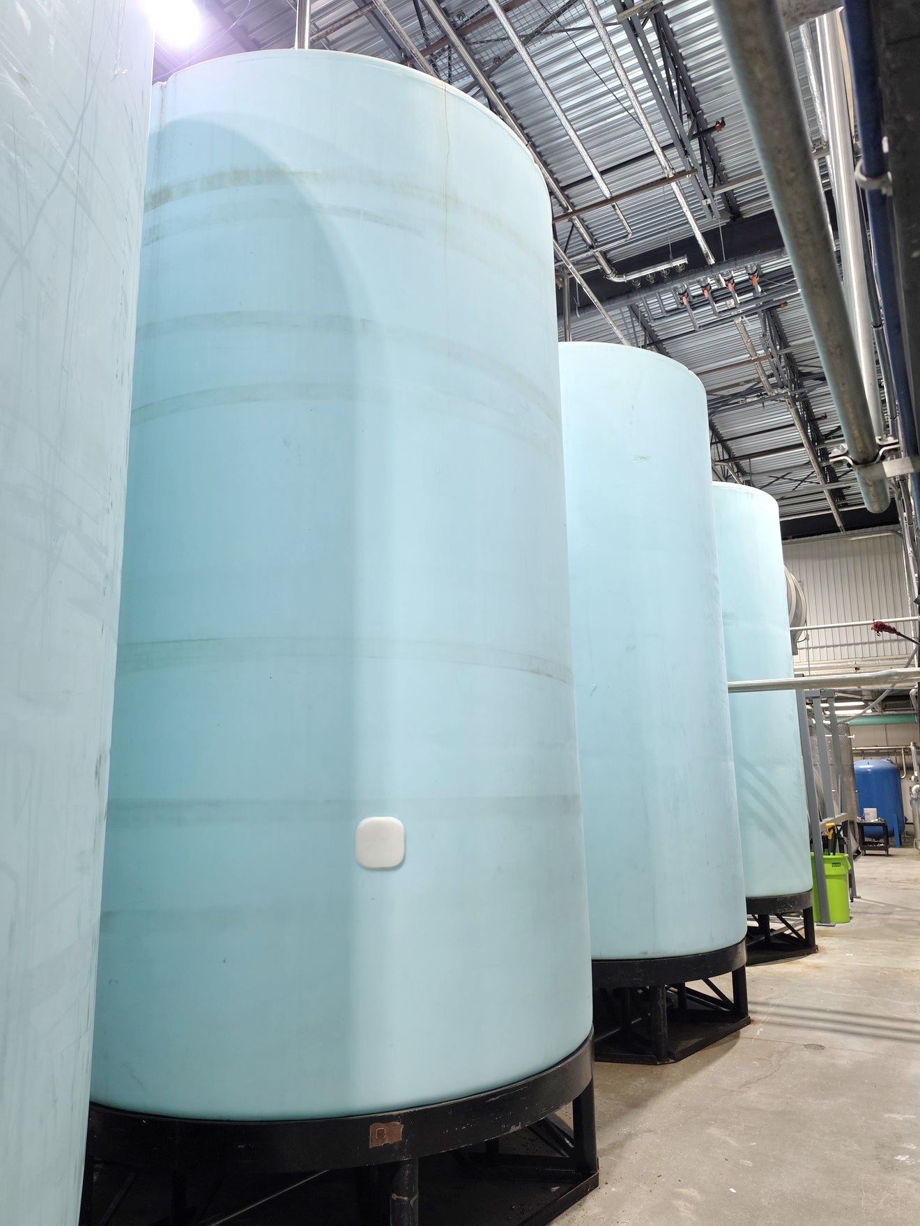 Used Used 6000 Gallon Tank, Reinforced Polypropylene