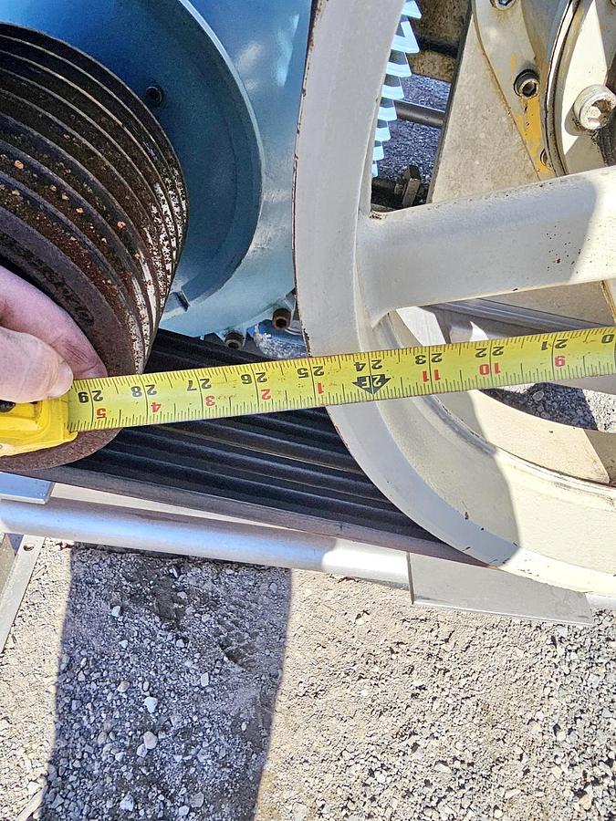 Used Used Super Titan Grinder, 100 HP