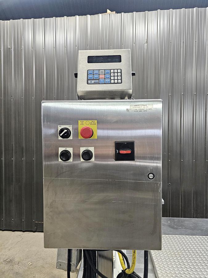 Used Used Sine Lobe Pump, Model 135, with Scale