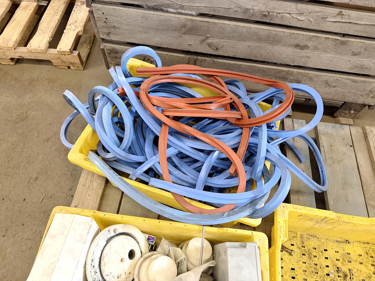 Used Used MepaBlender, 15 Cubic Feet