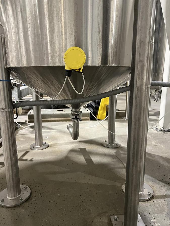 Used Used 200 Gallon Tank, Stainless Steel