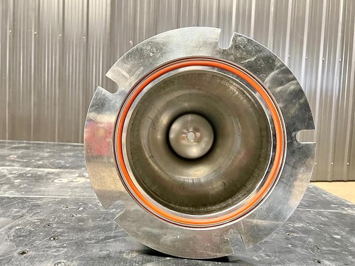 D'occasion USED MILLIPORE FILTER, CARTRIDGE TYPE, 2" INLET/OUTLET, STAINLESS STEEL vendu...