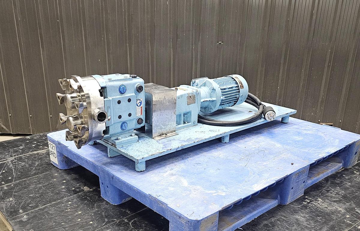 Used Used Waukesha Rotary Lobe Pump, Model 30, 1 HP