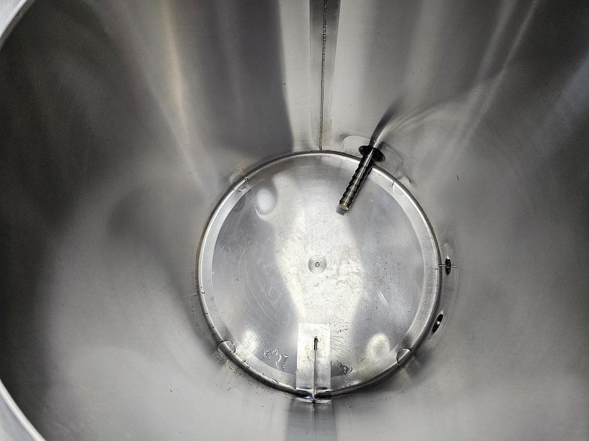 Used Used 125 Gallon Tank, Stainless Steel