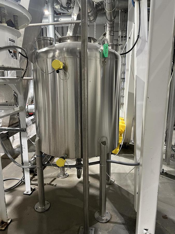 Used Used 200 Gallon Tank, Stainless Steel