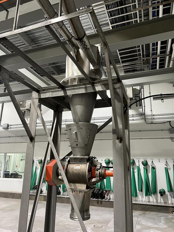 Used Used Kice Venturi Jet Filter, With Rotary Airlock, with Blower