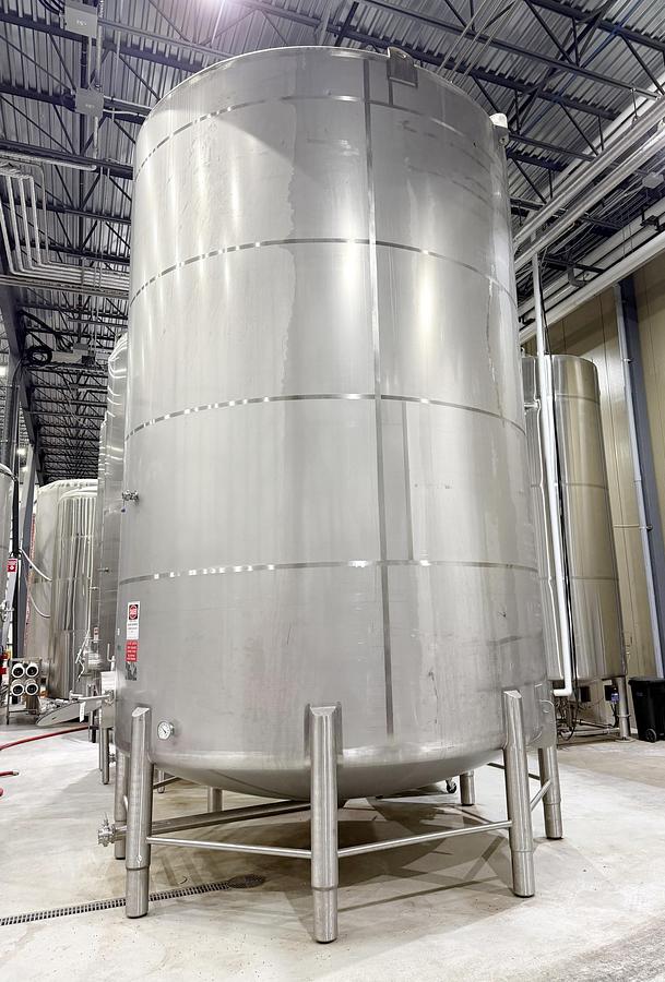 Used Used DCI 17,000 Gallon Tank, 304 Stainless Steel