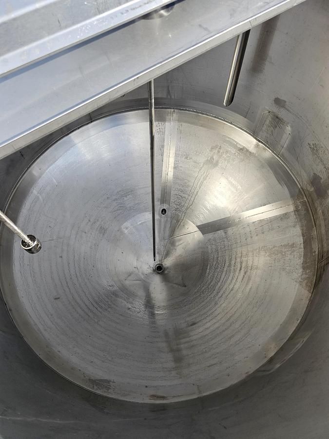 Used TCL Auction - Maple Leaf Foods - Ontario - Lot 26 - Tank