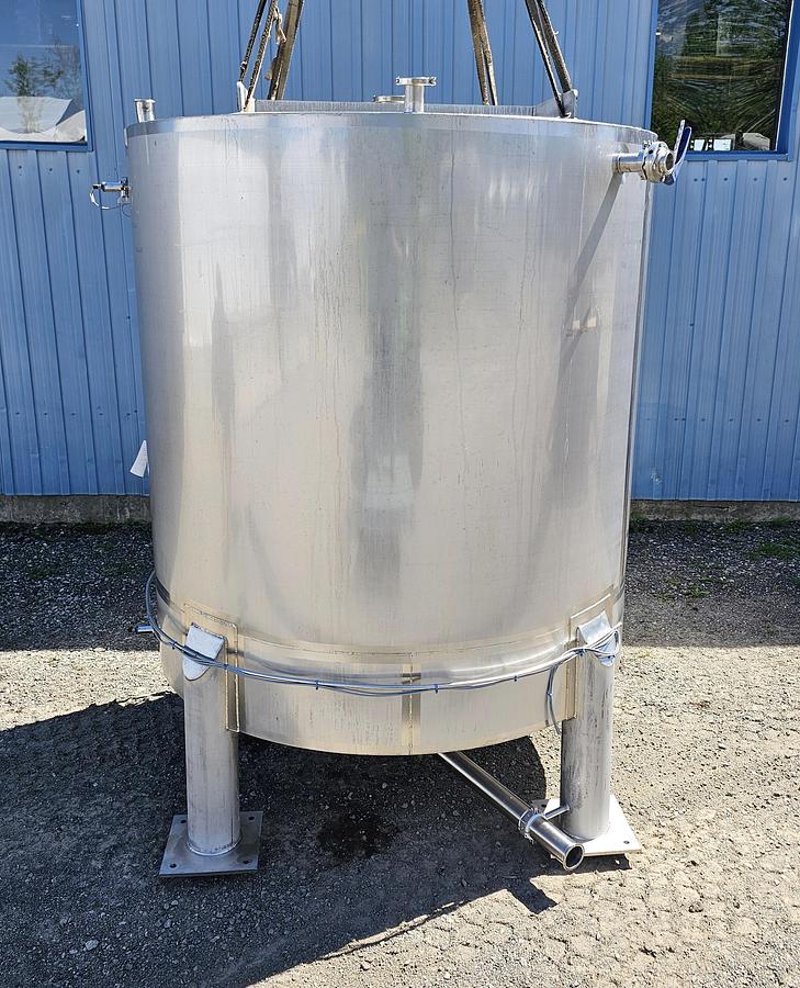 Used Used ADI Laval 1100 Gallon Tank, 304 Stainless Steel