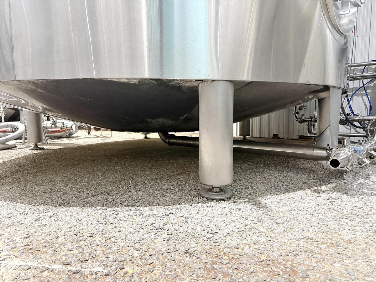 Used Used 13,208 Gallon Tank, 304 Stainless Steel, With Heat Exchanger & Pump