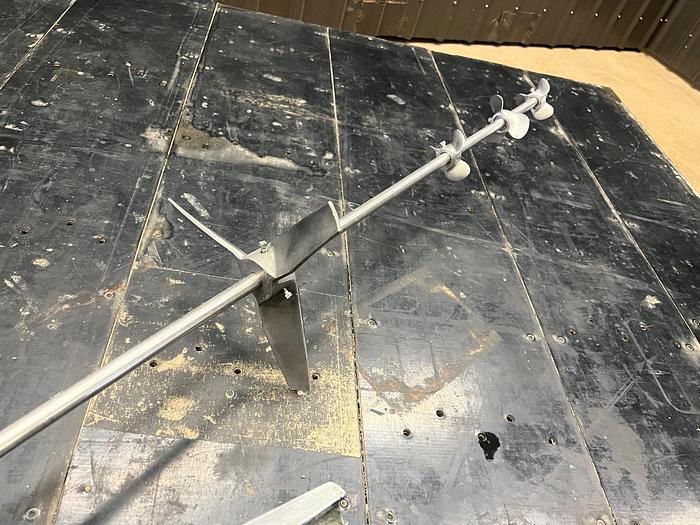 Used USED VEKTOR CLAMP-ON MIXER, 0.3 HP