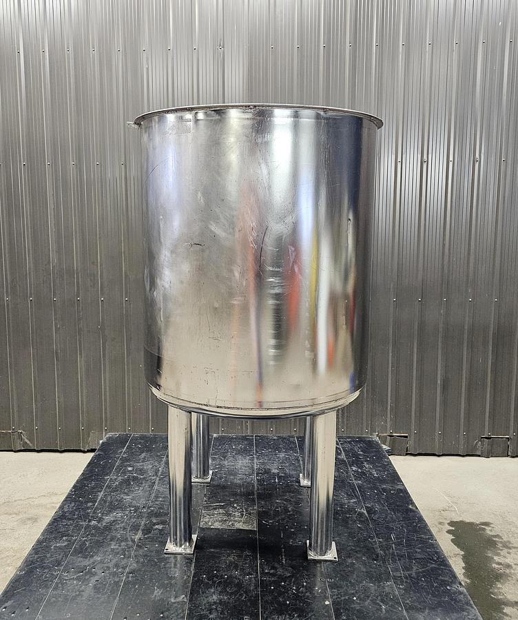 Used Used 275 Gallon Tanks, Stainless Steel