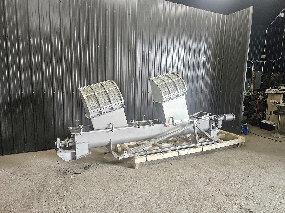 Used Harry Davis NY - Lot 423 - Hayes & Stolz Ribbon Conveyor