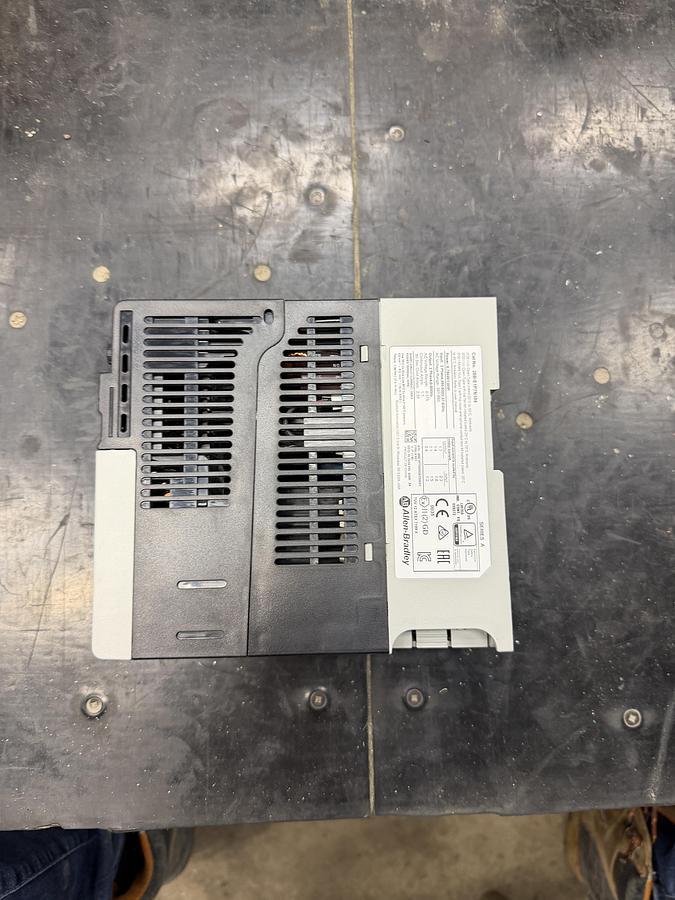 Used Used Allen-Bradley Variable Frequency Drive, Model 25B-E1P7N104, 1 HP, 460-600V