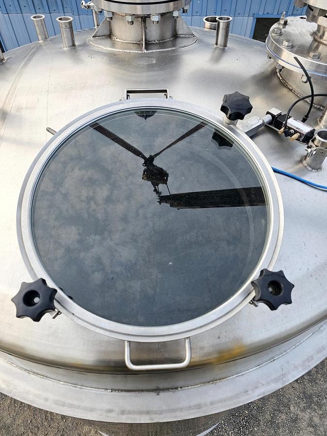 Used Used 2500 Gallon Jacketed Tank, 316 Stainless Steel, With Mixer