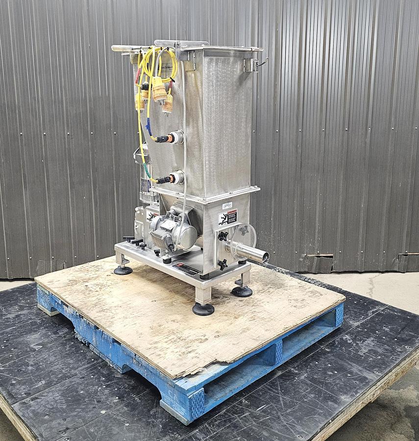 Used Metcalfe Auctions Mississauga - Lot 141 Vibra screw feeder