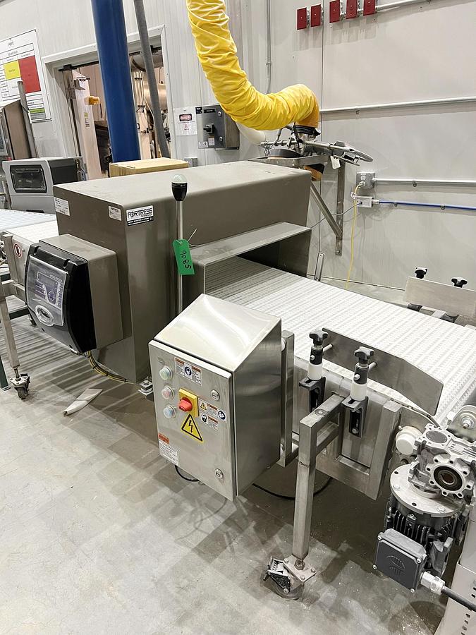 Used Used Fortress Stealth Metal Detector, with Belt Conveyors