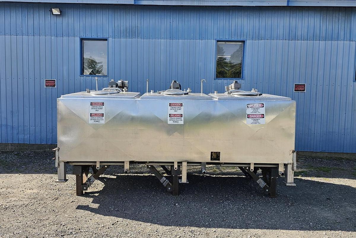 Used Used 2000 Gallon Jacketed Tank, 3 Compartments With Mixers, Flavor Tank