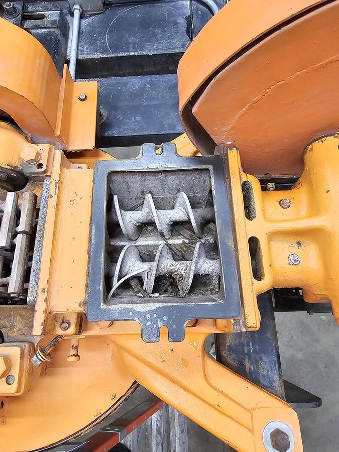 Used **Levy Recovery Group Michigan - lot 1080 - Pulverizer