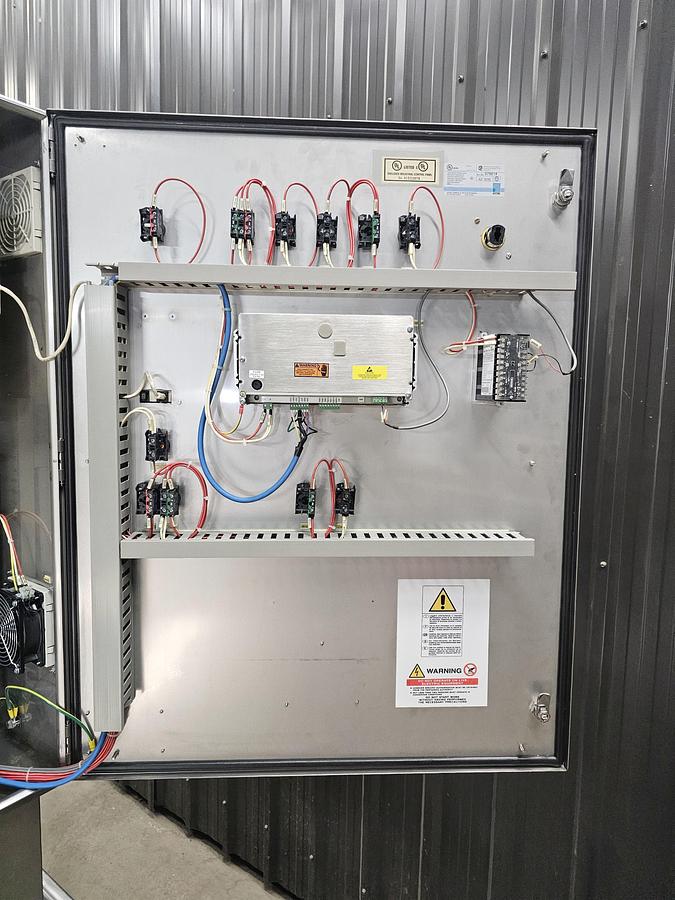 Used Used 400 Gallon Jacketed Tank (Reactor), With Waukesha Pump & Load Cells, Stainless Steel