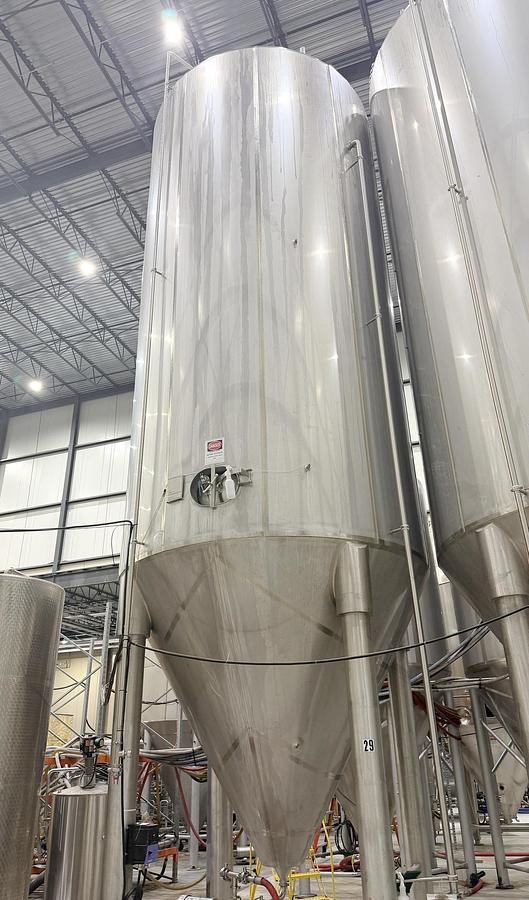 Used Used 18,492 Gallon Jacketed Tank (Reactor), 304 Stainless Steel