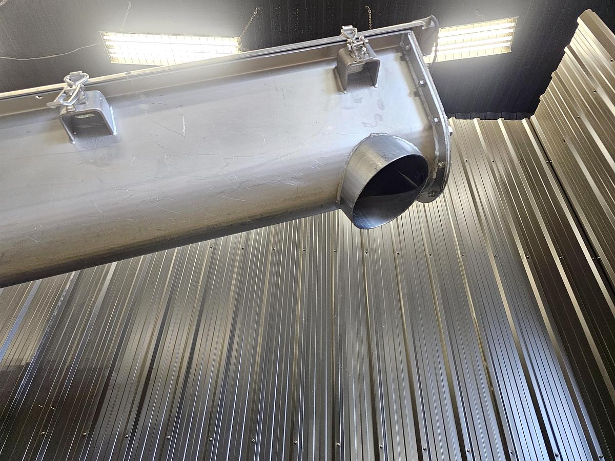 Used TCL Auction - Maple Leaf Foods - Ontario - Lot 123 - conveyor