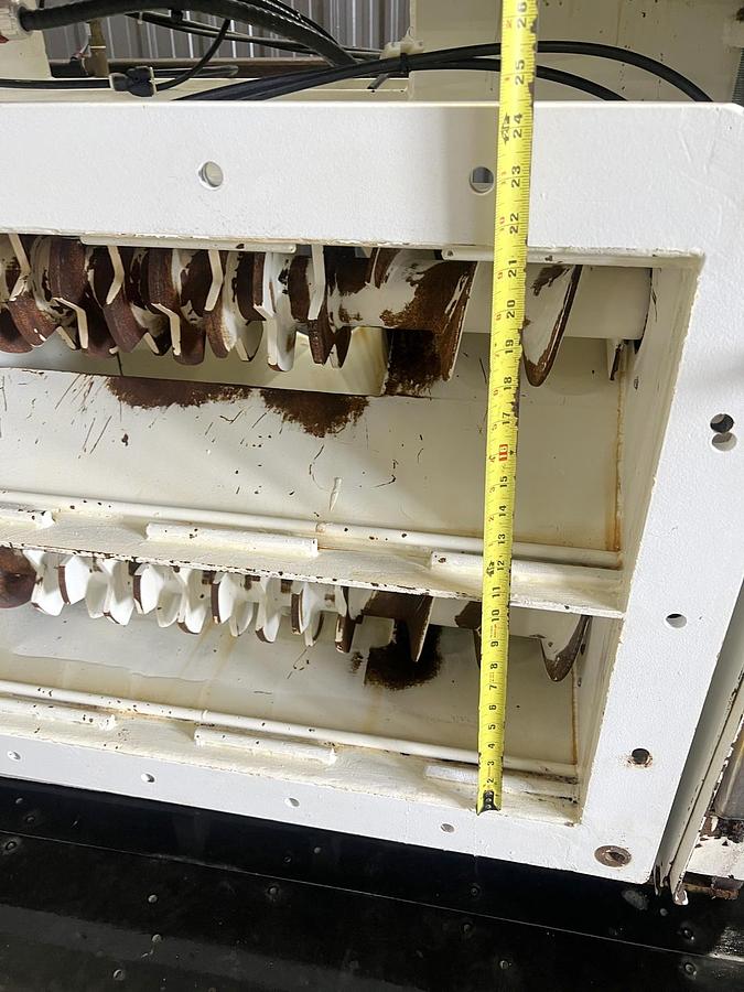 Used Used Screw Conveyor / Lump Breaker, 21'' Diameter X 36'' Long, Twin Screws