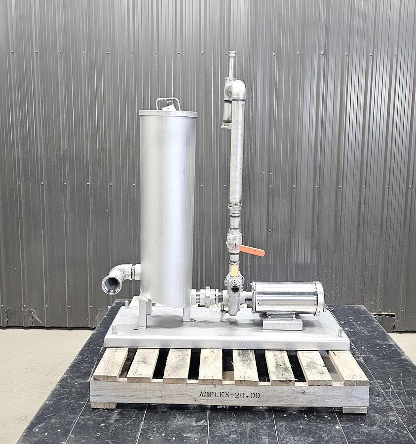 Used TCL Auction - Maple Leaf Foods - Ontario - Lot 26 - Pump and filter