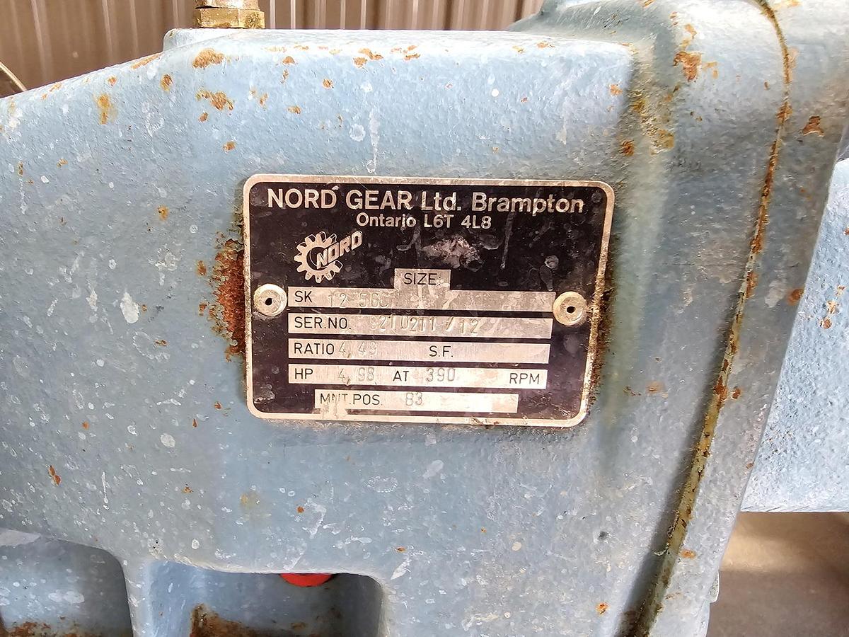 Used Used Waukesha Rotary Lobe Pump, Model 32, 1.5 HP
