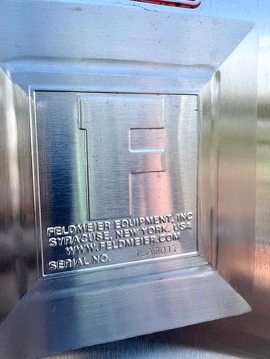 Used Used 10,000 Gallon Feldmeier Tank, Stainless Steel, With Mixer