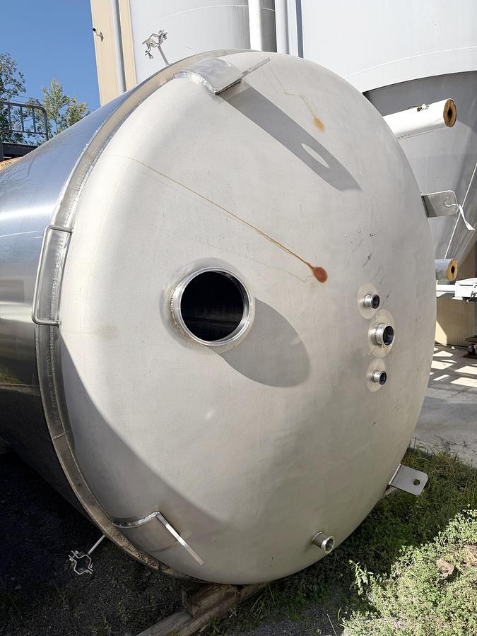 Used Used 2480 Gallon Jacketed Tank, 304 Stainless Steel