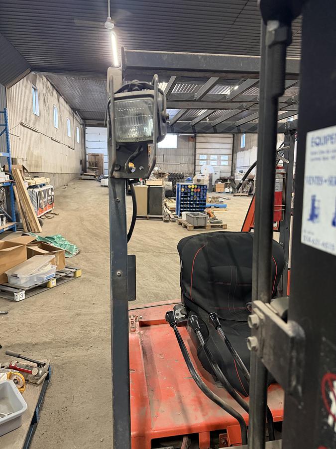 Used Used Toyota 3,000 LB Electric Forklift – Battery & Charger Included – Warehouse Relocation Sale