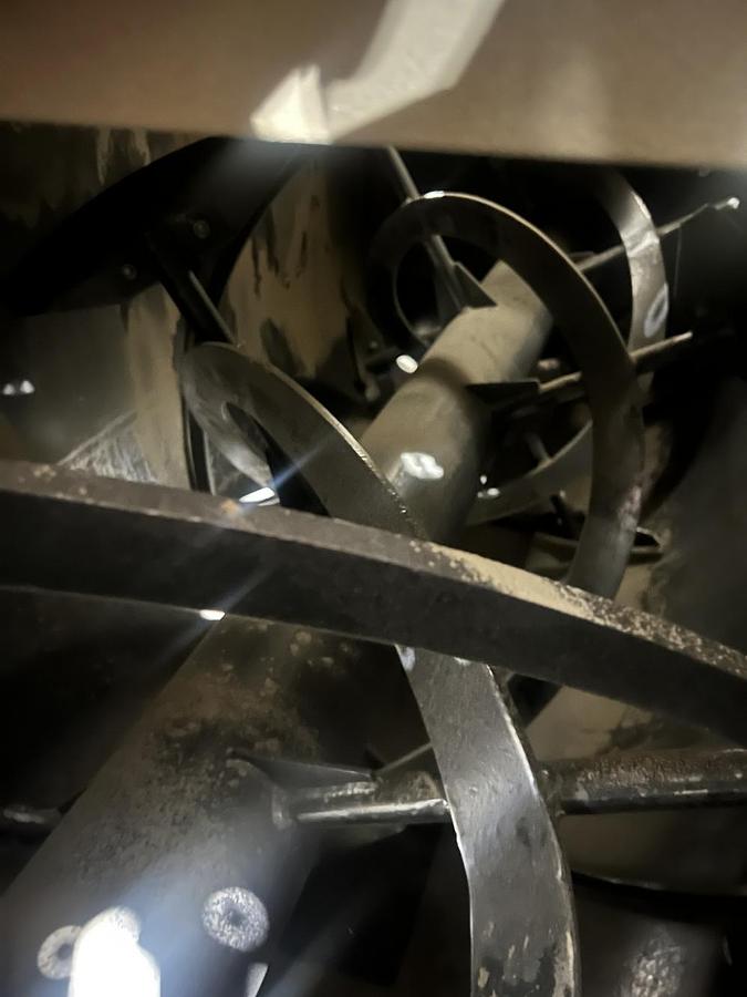 Used Used AFS Ribbon/Paddle Blender, 100 Cubic Feet, With Infeed & Outfeed Drag Conveyors