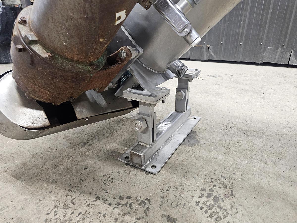 Used Used Rietz Screw Conveyor, 8.5” diameter x 132” long, 304 Stainless Steel