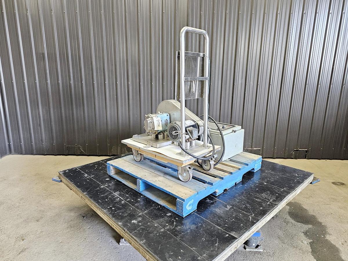 Used Used Waukesha Rotary Lobe Pump, Model 18, 1.5 HP