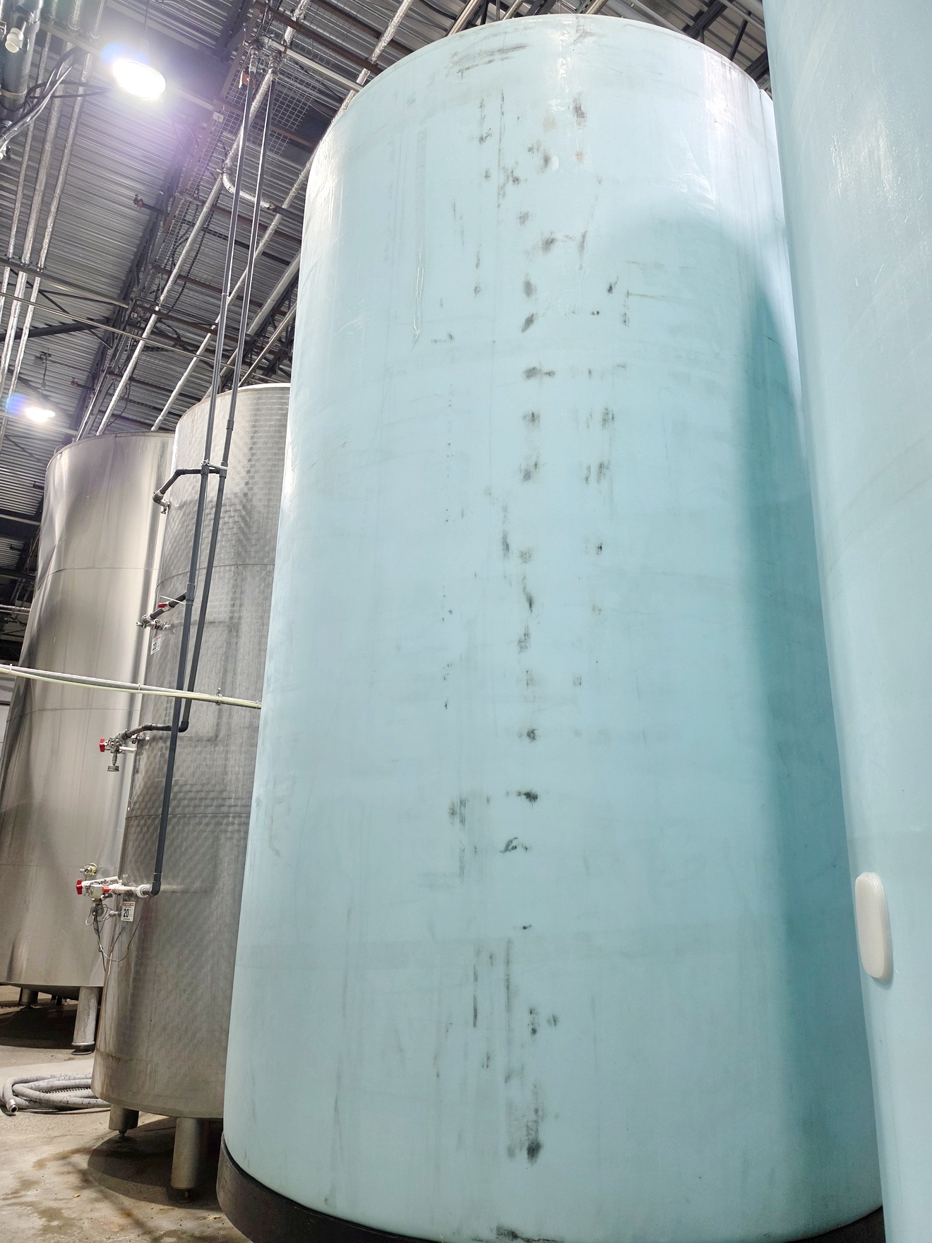 Used Used 6000 Gallon Tank, Reinforced Polypropylene