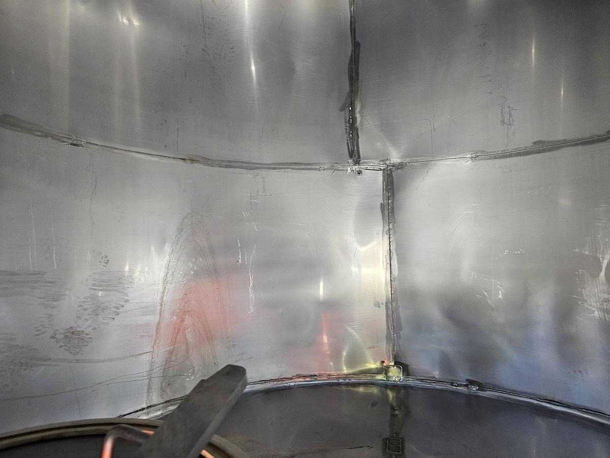 Used Used 3400 Gallon Stainless Steel Tank