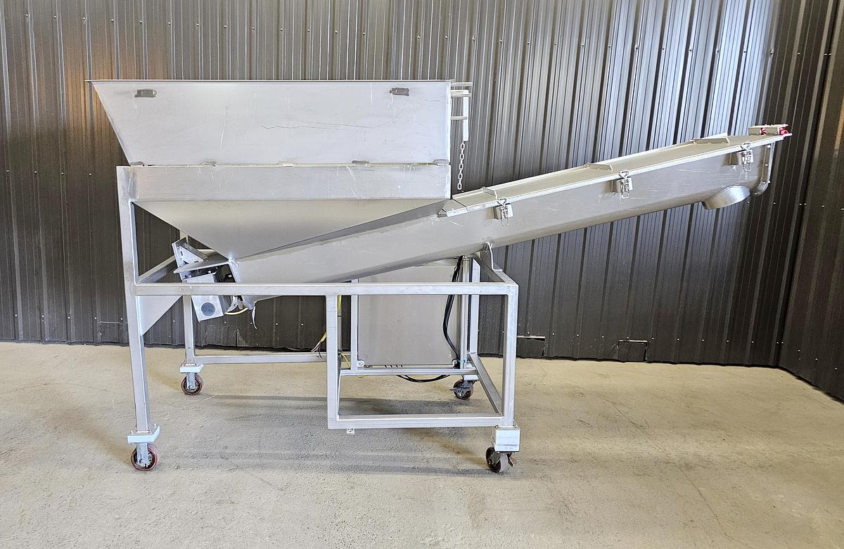 Used TCL Auction - Maple Leaf Foods - Ontario - Lot 88 - conveyor