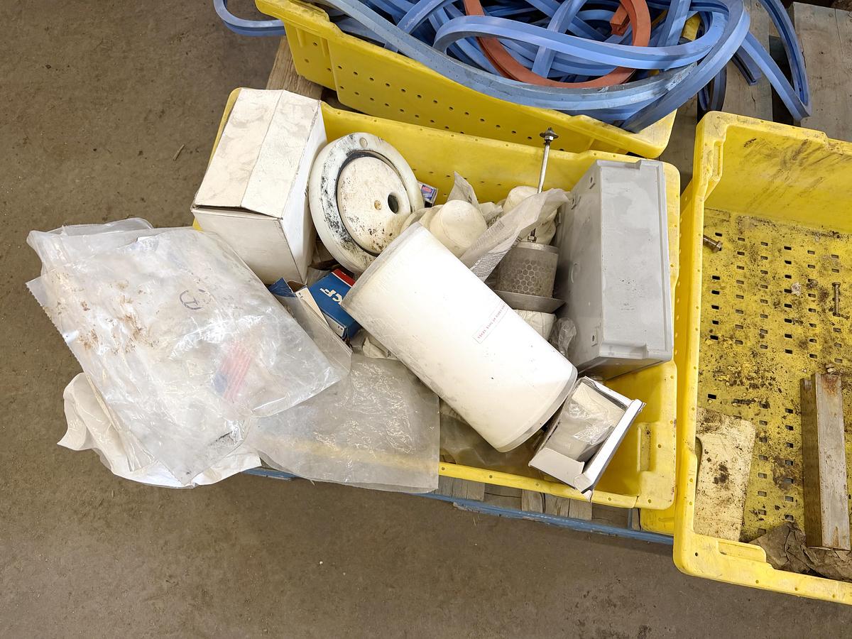 Used Used Blender, 15 Cubic Feet