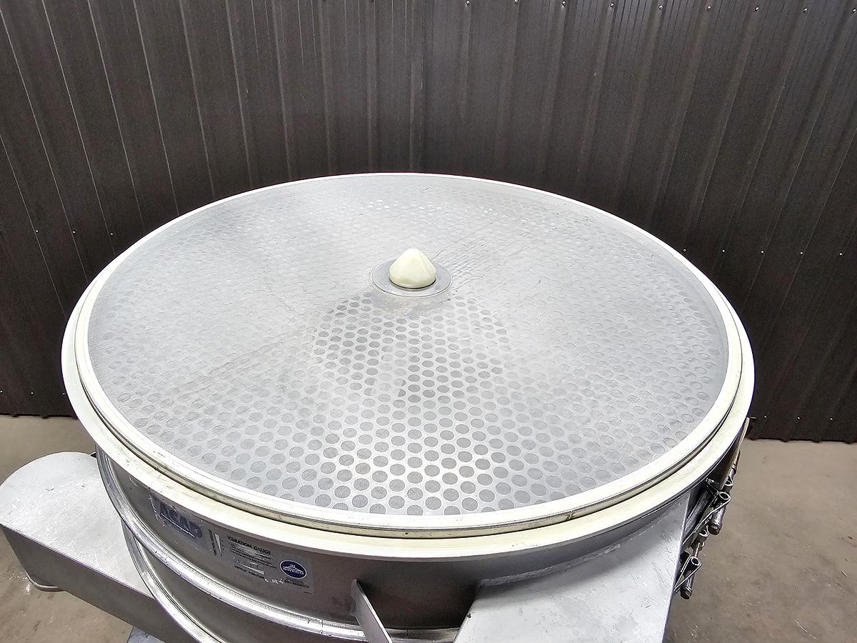 Used **Levy Recovery Group Michigan - lot 282 - sweco screen